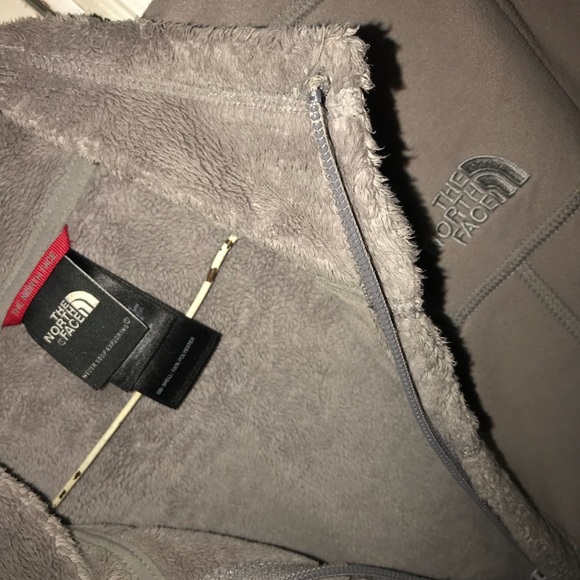Gray fuzzy north face ladies jacket - Picture 3 of 4